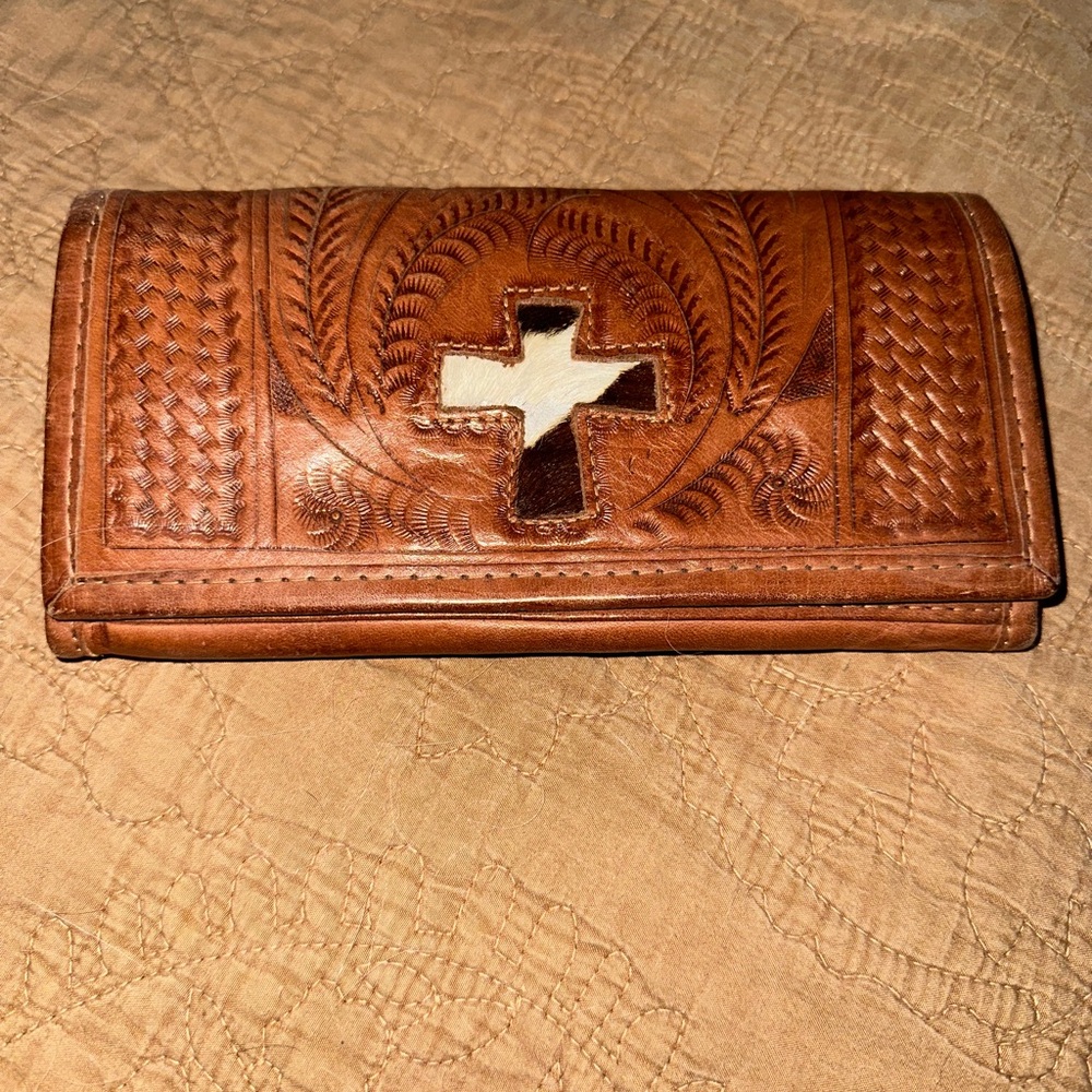Artisan Crafted Tan Leather Women's Wallet